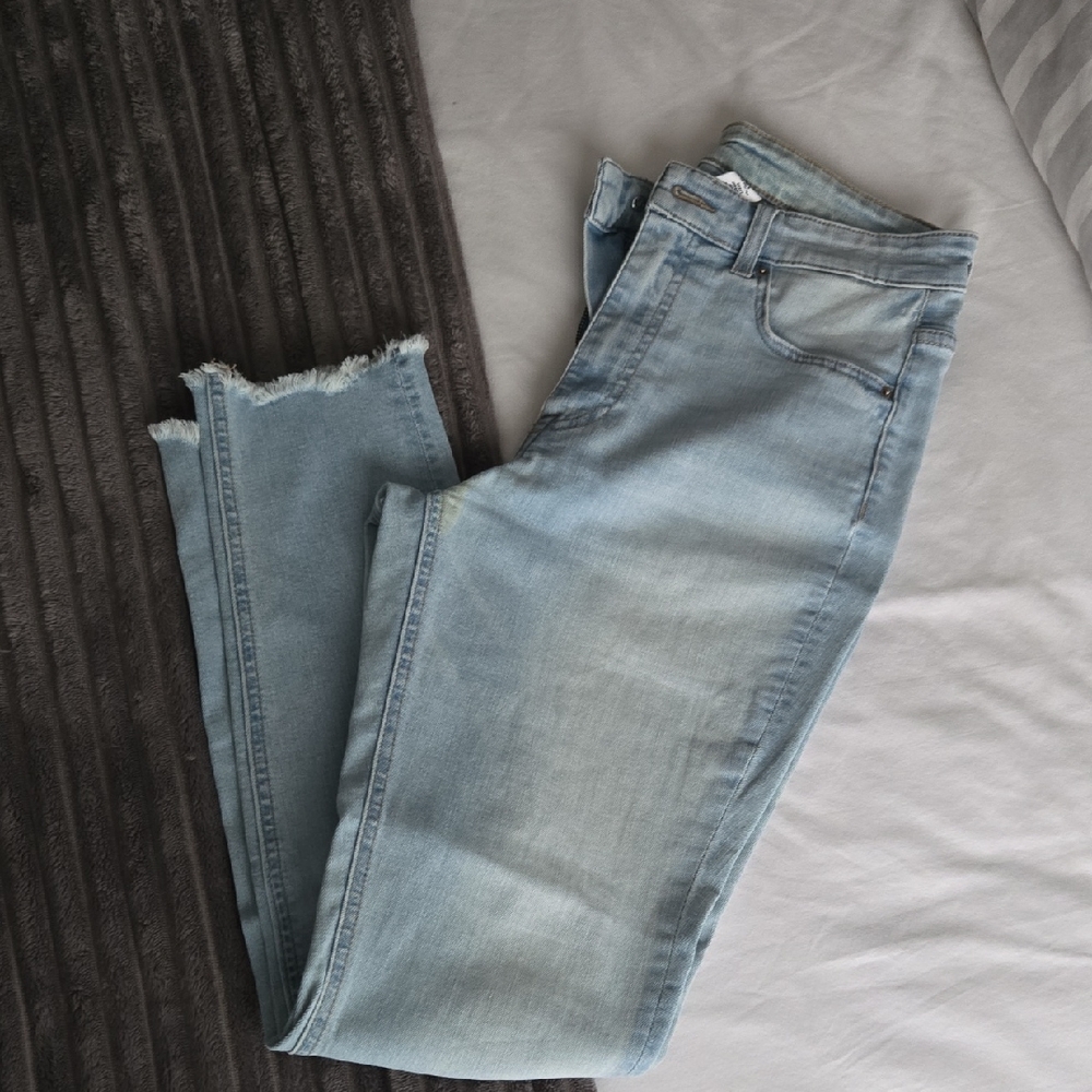 H&M Curvy JEANS